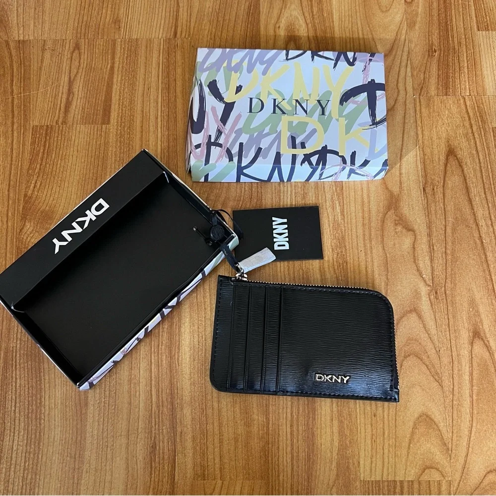 DKNY Small Wallet